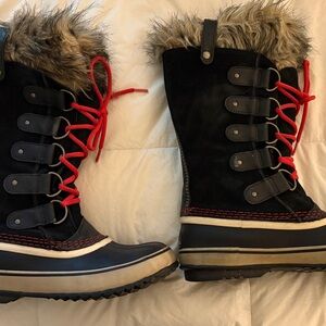 Sorel Women’s Black Winter Boots with Red Laces